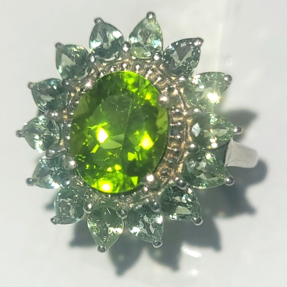 Ring 2.5 carat Peridot w 15 pear shaped Halo Sterling Silver sz 8